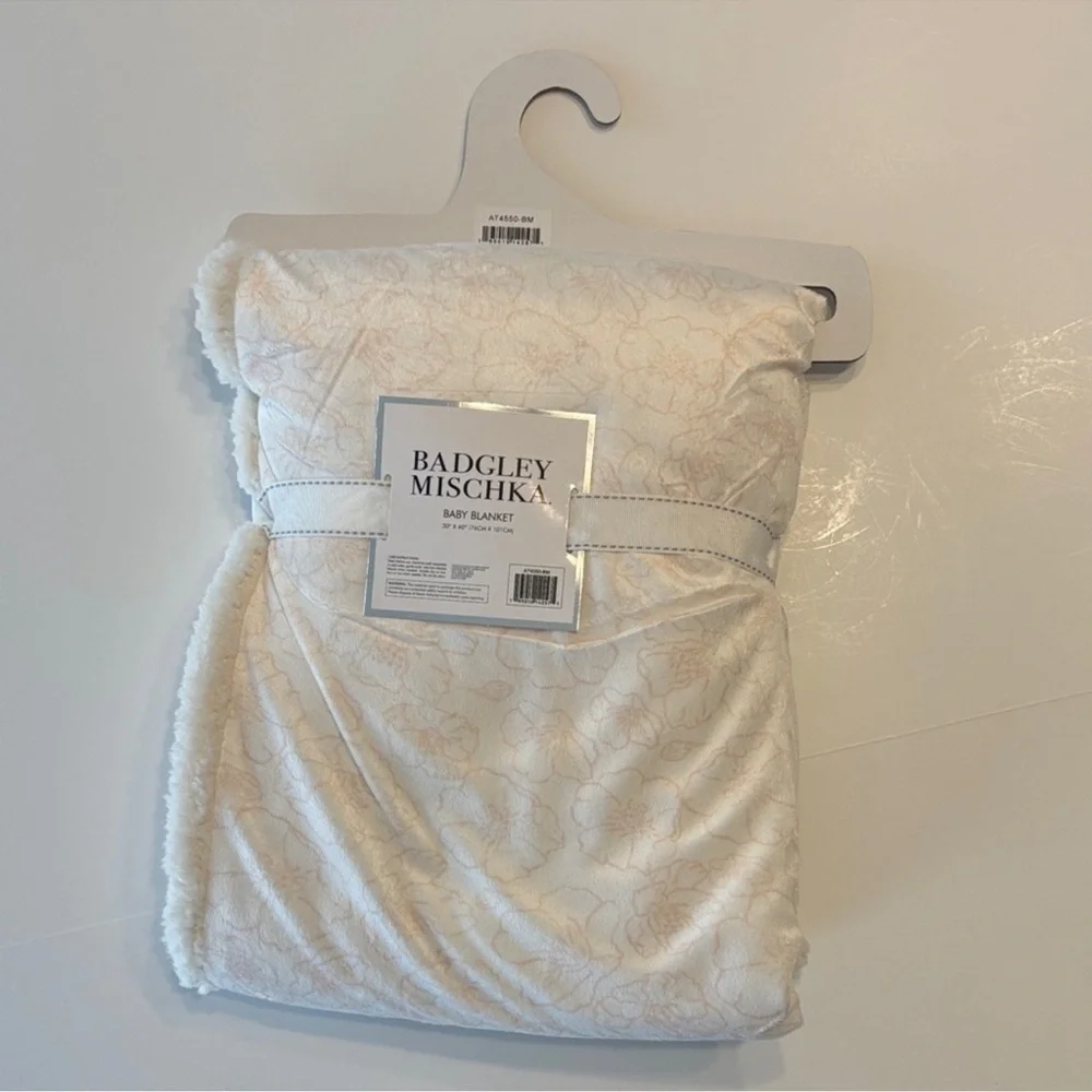 Badgley Mischka ** badgley